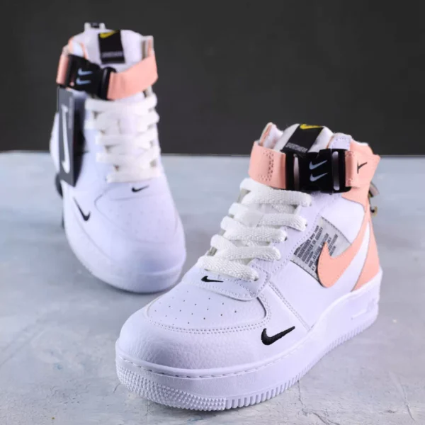 Pink/white shoes 003