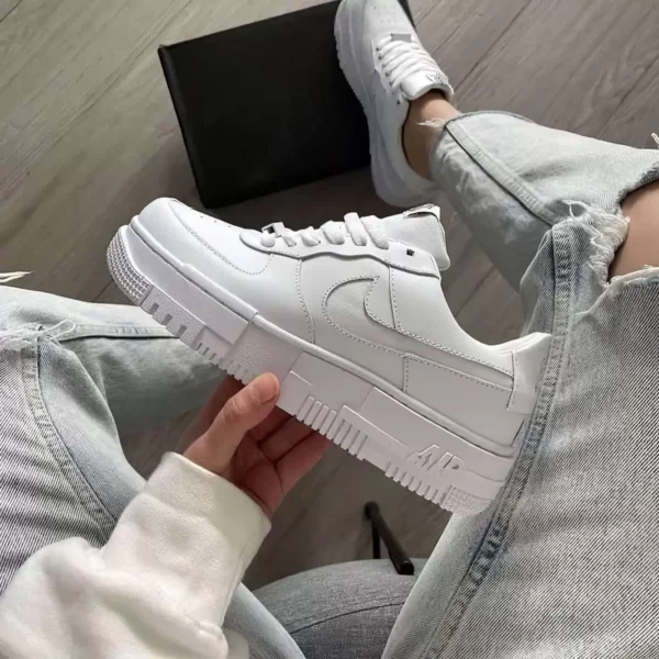 White shoes 003 - Image 2