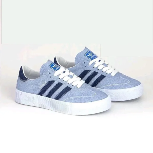 Blue shoes 001